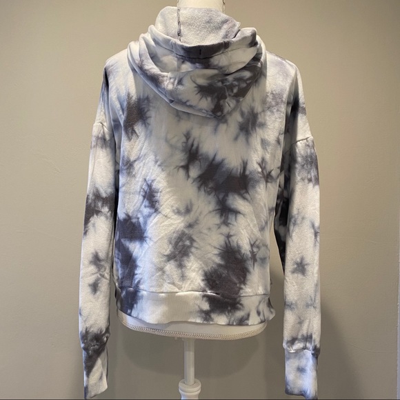 NWT Tie Dye Cropped Hoodie Sweatshirt - Indigo - Picture 3 of 10